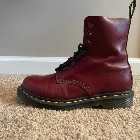 Size 7 Red 1460 Pascal Doc Martens combat boots - Picture 7 of 8